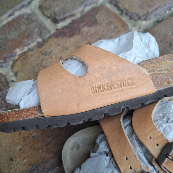 Birkenstock Tan Leather Sandals Size 41 Unisex Clean Footbed *READ* - Picture 4 of 16